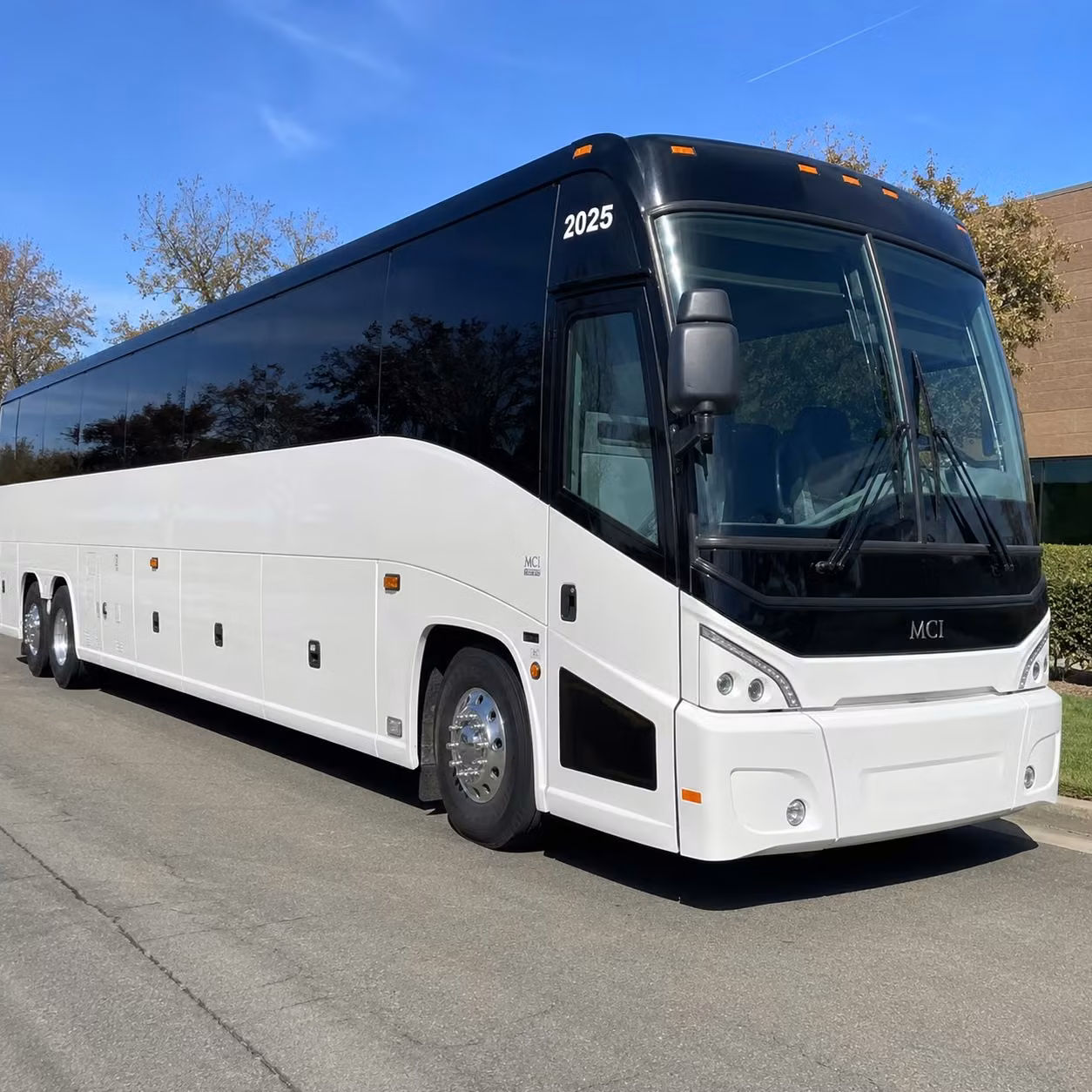 murrieta airport transfer shuttles for executive and group travel